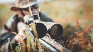 how to use a spotting scope for shooting