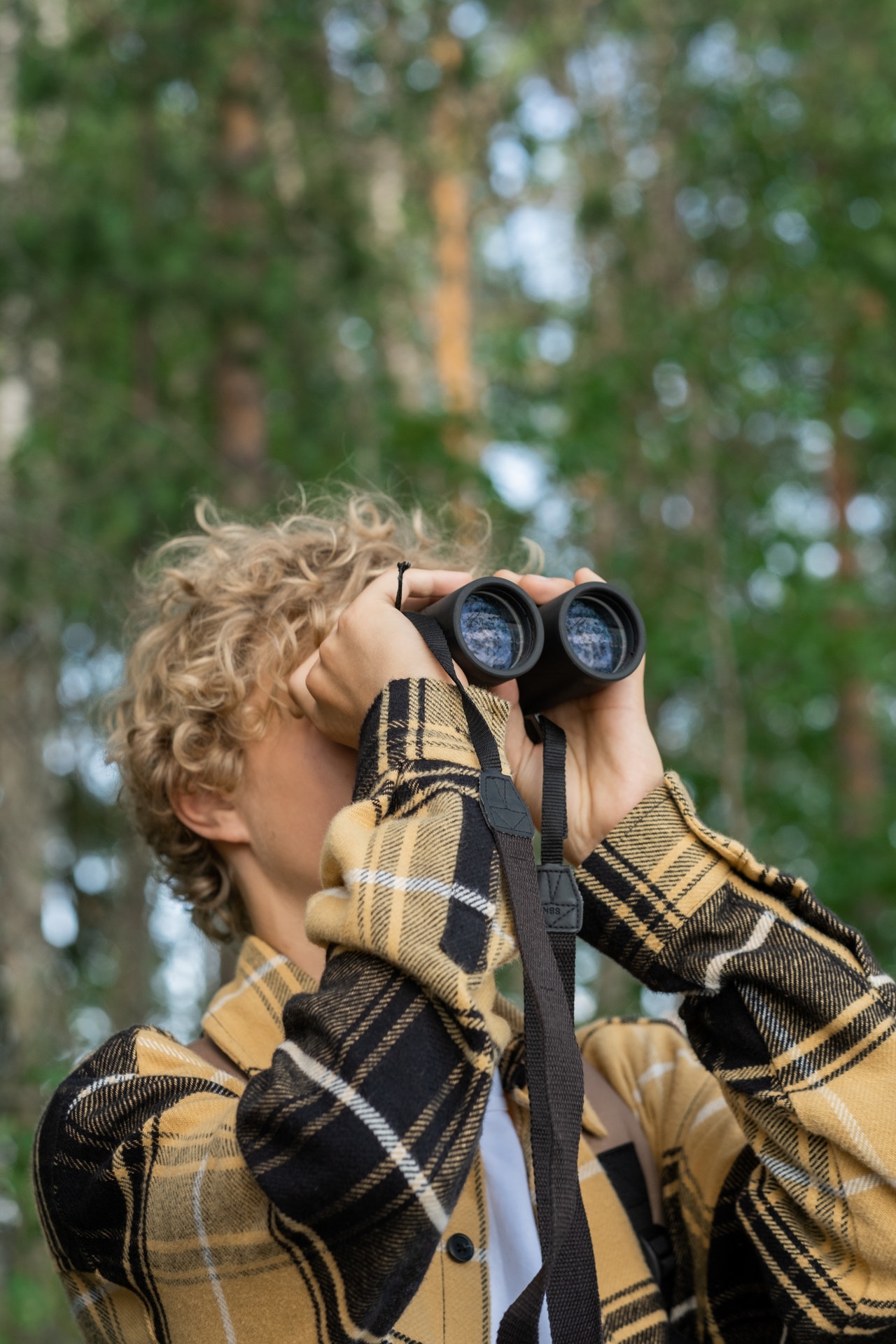 How to Attach Binocular Strap?