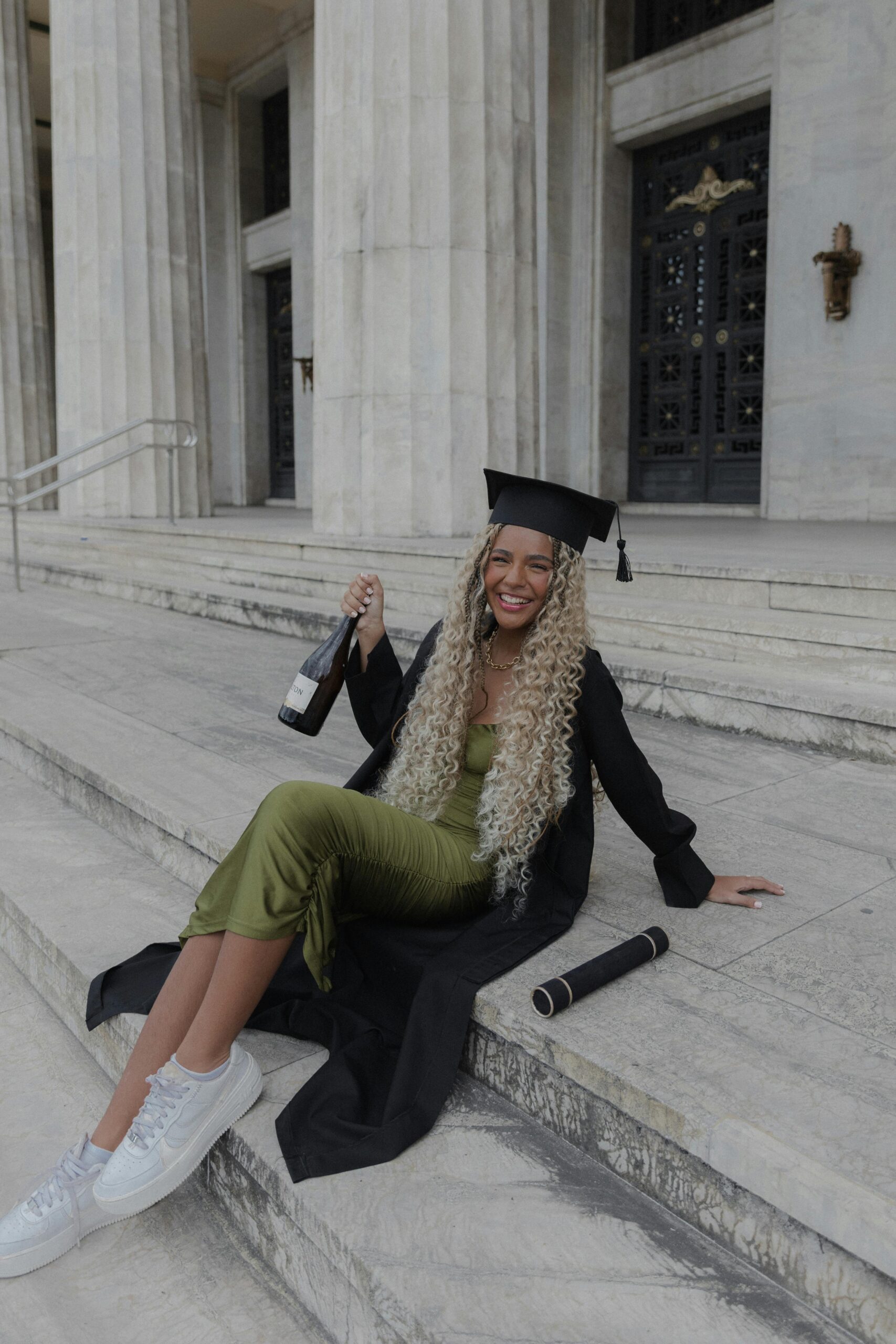 outdoor graduation party dressing