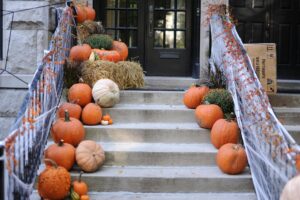 best outdoor Halloween decorations