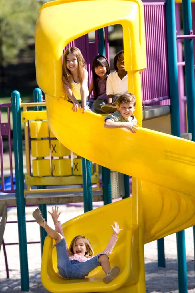 best outdoor playsets for toddlers to have