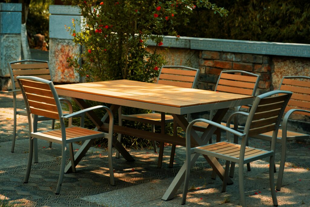 best outdoor table and chair set to buy
