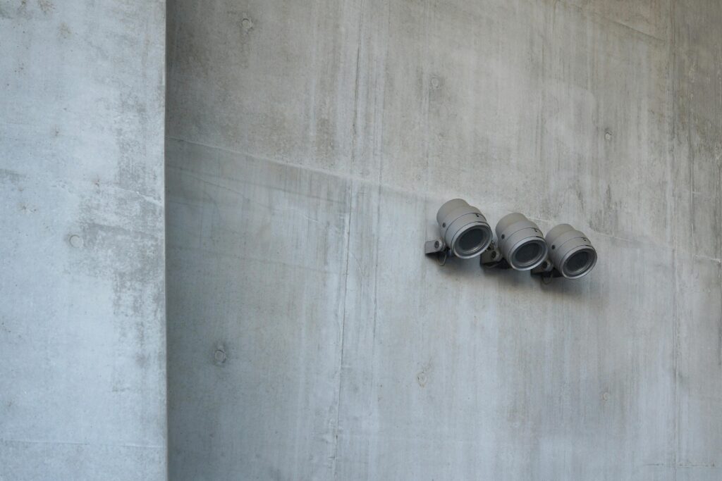 best spotlight for outdoor use