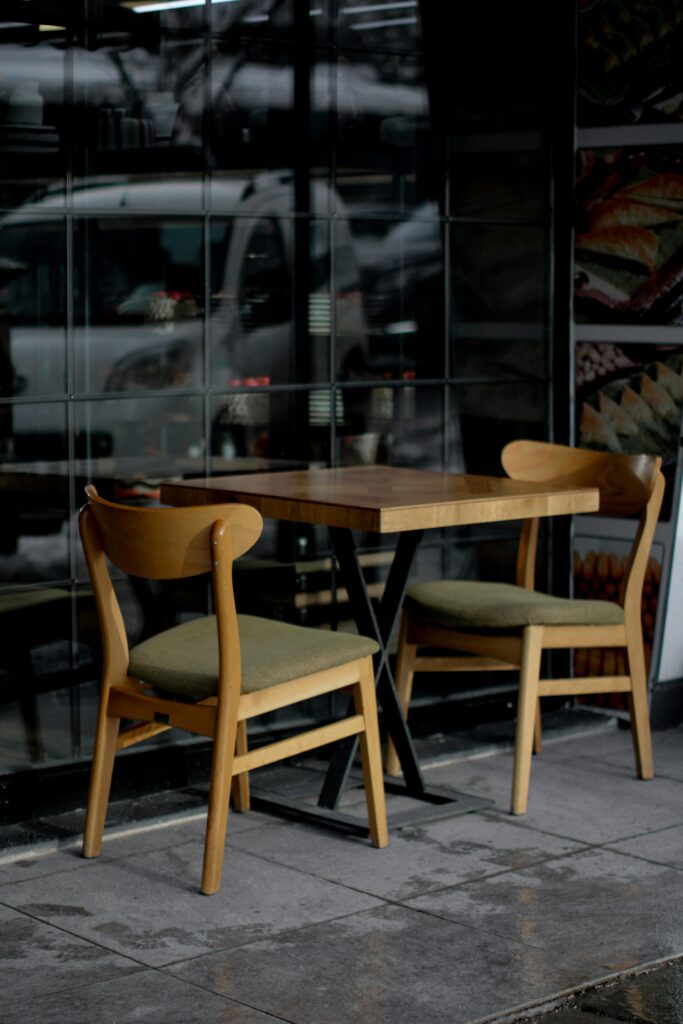 best table and chair set for outdoor use